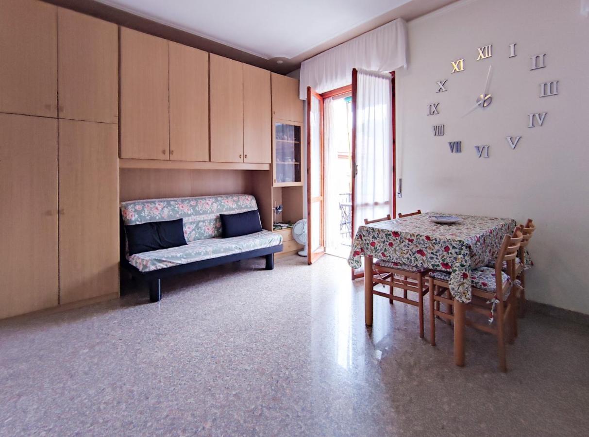 Casa Della Luna - By Ligooria Apartment