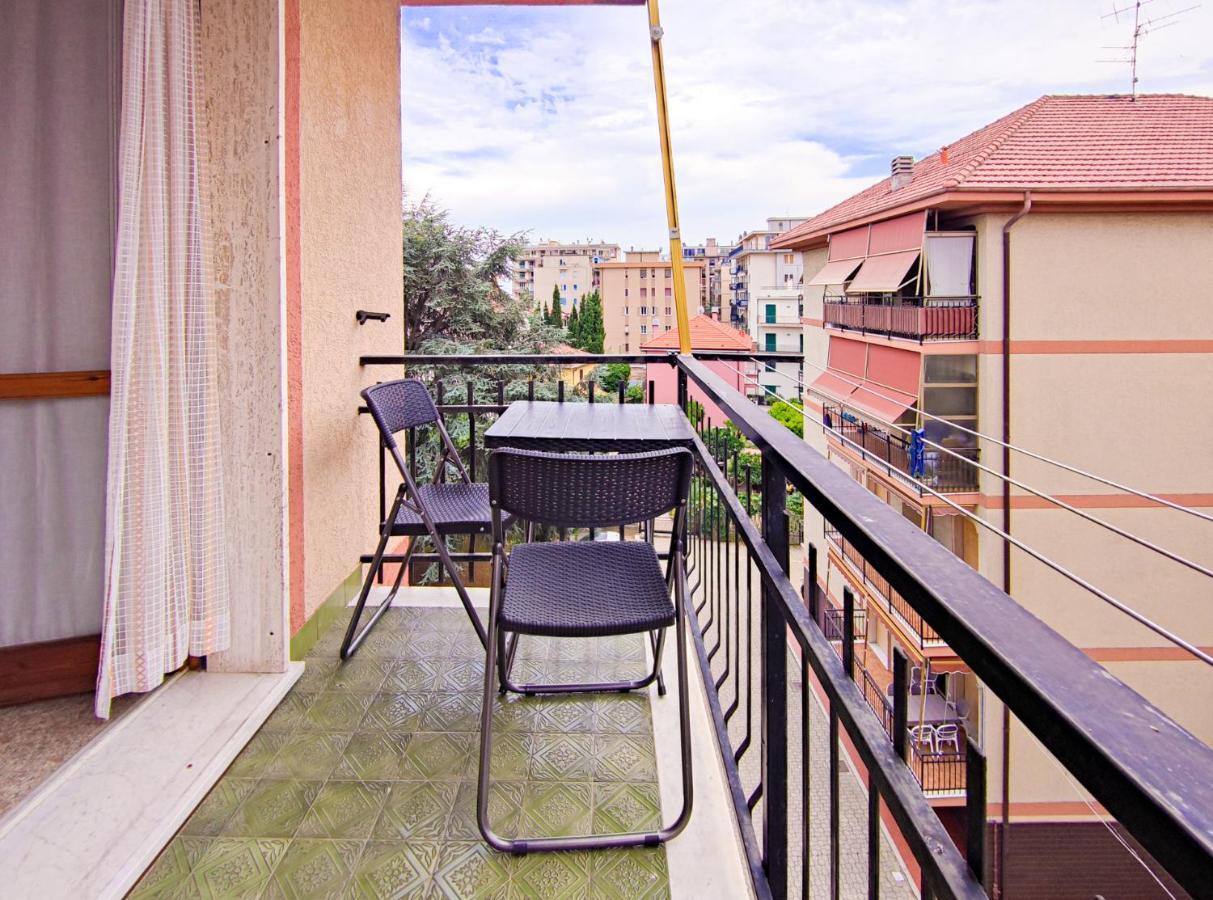 Casa Della Luna - By Ligooria Apartment